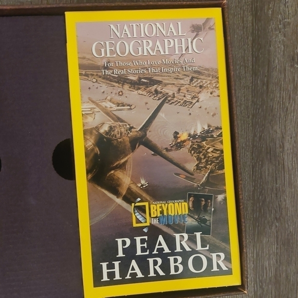 VINTAGE & Rare 60th anniversary edition Pearl Harbor collectable set - Picture 10 of 12